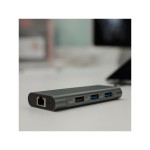 Hub USB-C 8 en 1 droite